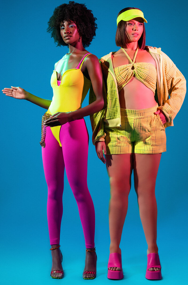 JET SET HALTER CROP TOP