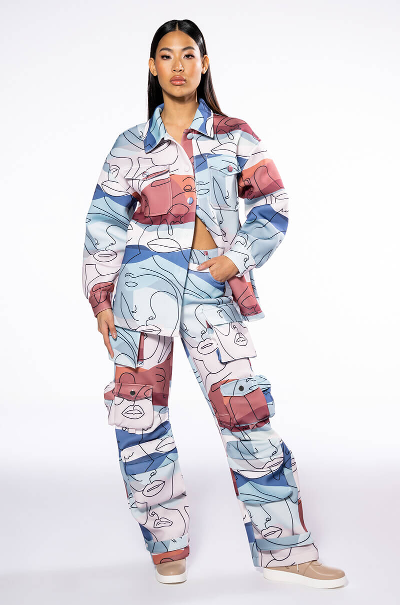 OVERSIZED PRINTED BUTTON DOWN