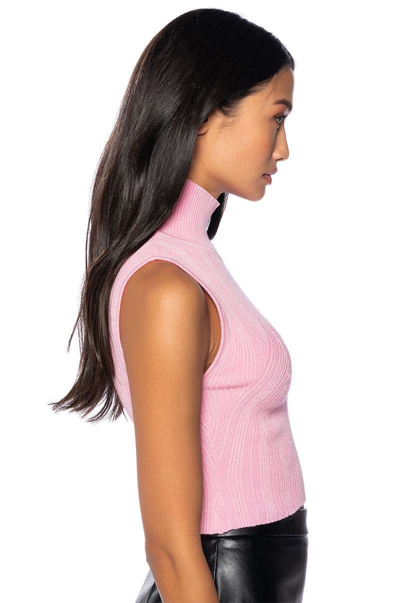PAXTON SLEEVELESS TURTLENECK RIB CROP SWEATER IN LIGHT PINK