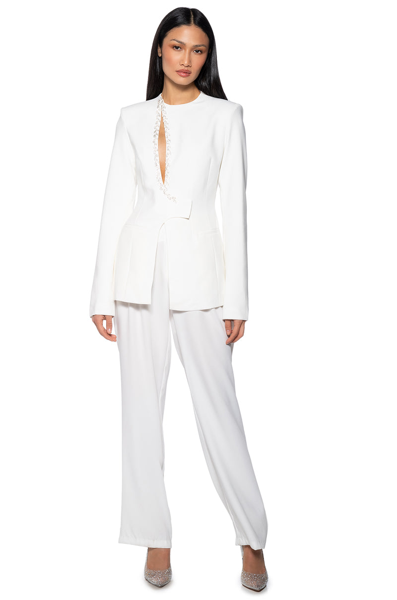 PEEK A BOO RHINESTONE ACCENT BLAZER IN WHITE