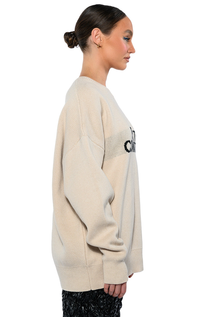 PRETTY COMMITTEE OVERSIZED SWEATER