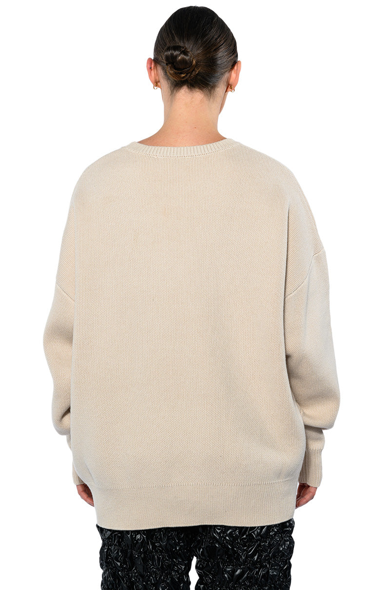 PRETTY COMMITTEE OVERSIZED SWEATER
