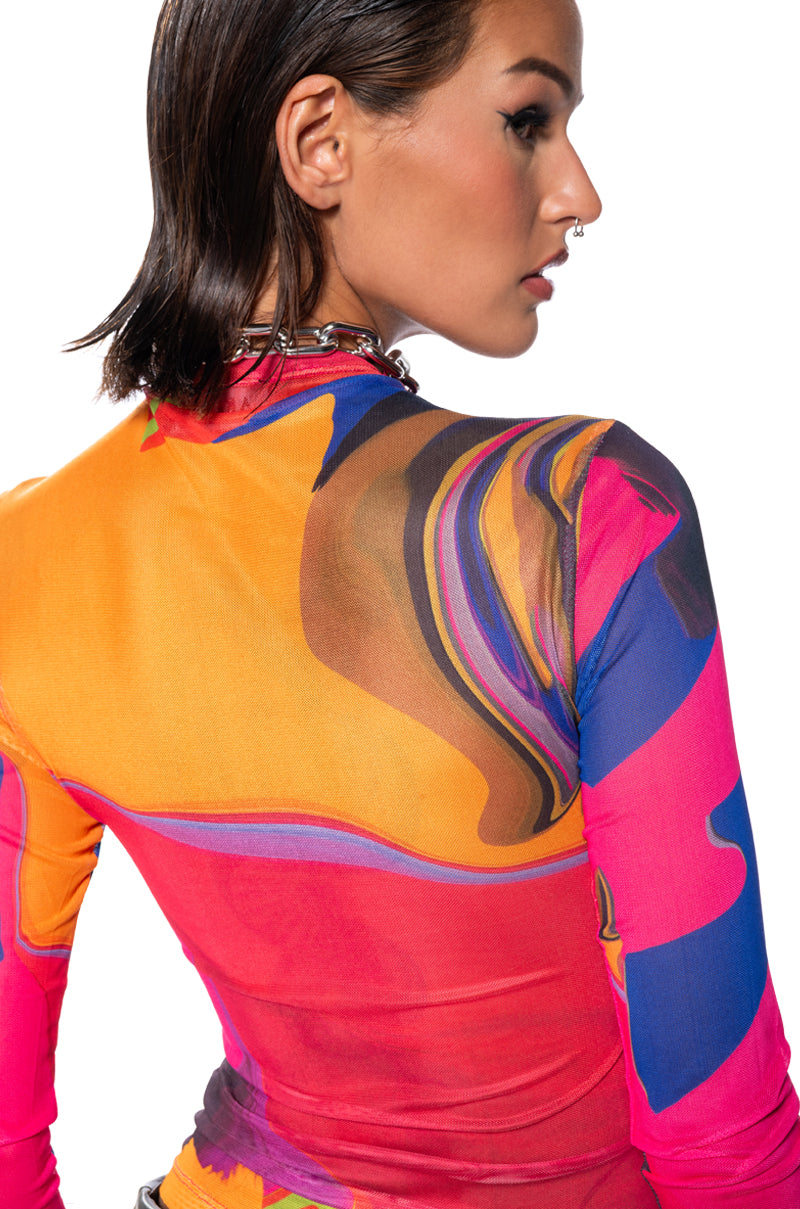 PROFILES ABSTRACT MESH TOP