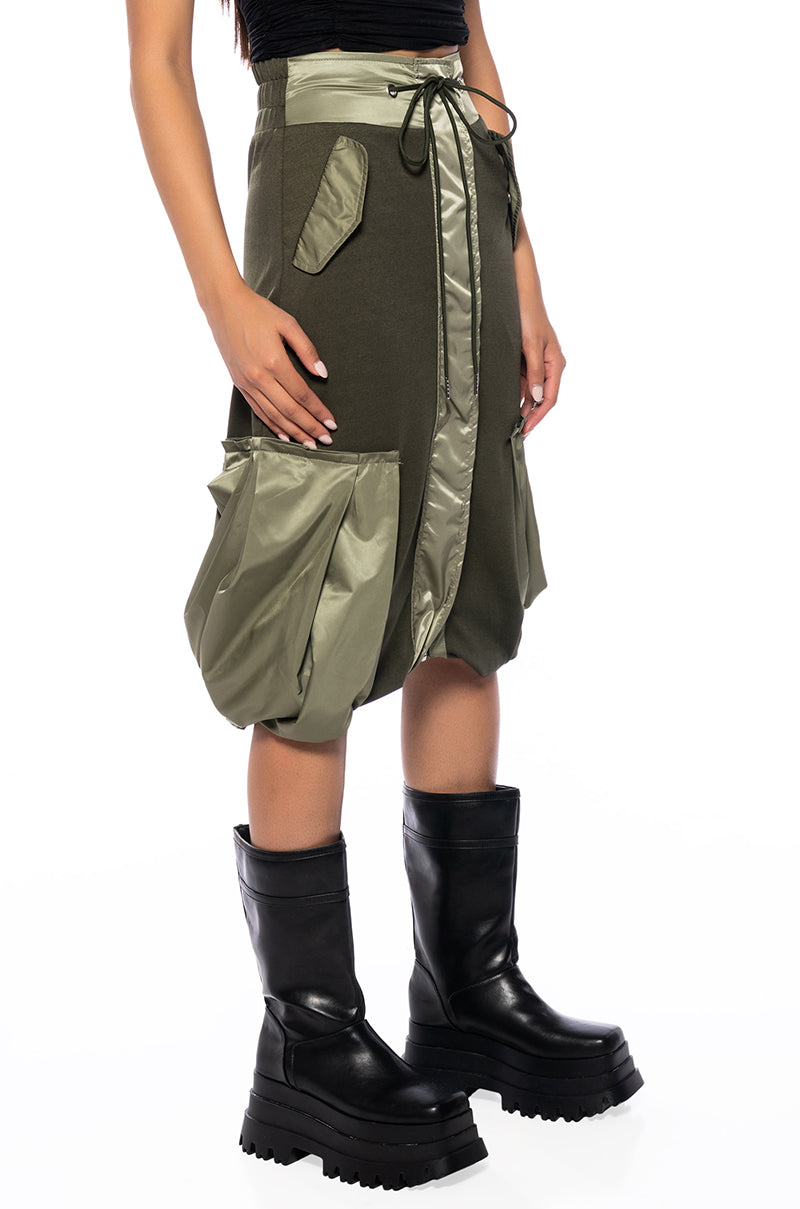 QUINCY COLOR BLOCKED MIDI SKIRT