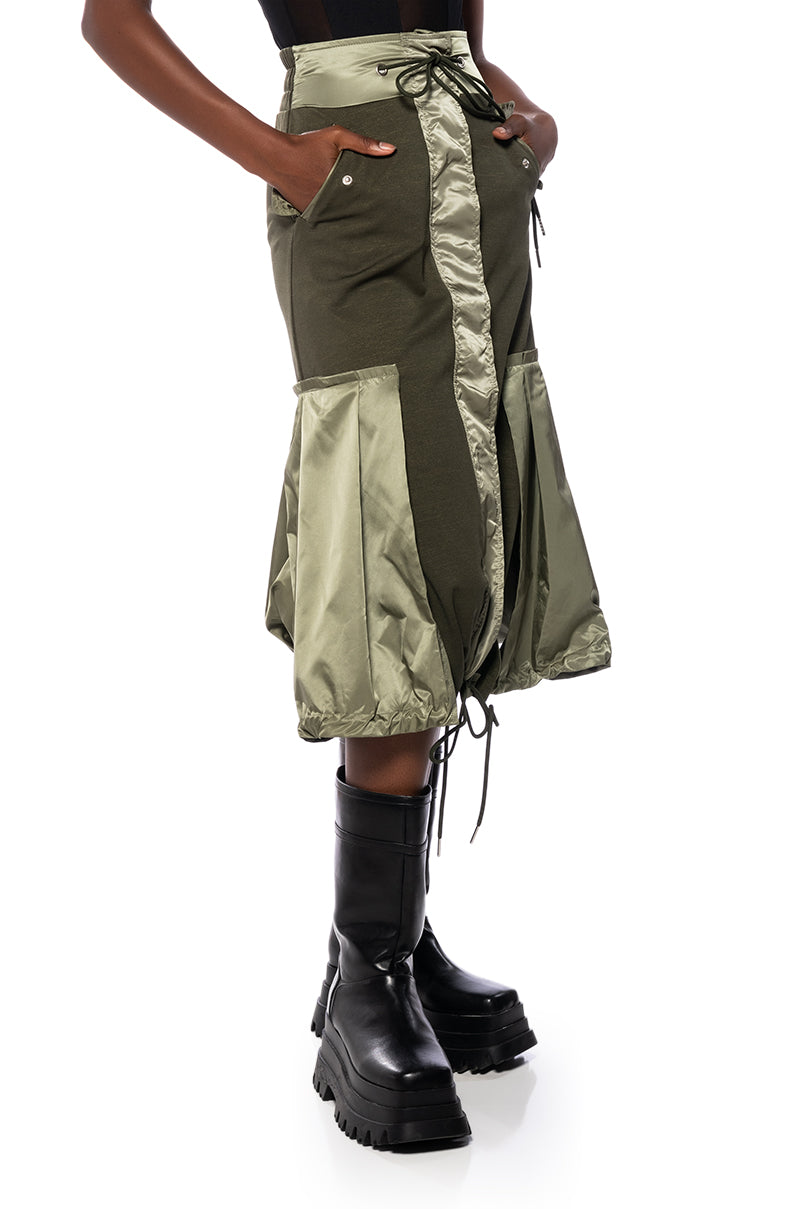 QUINCY COLOR BLOCKED MIDI SKIRT