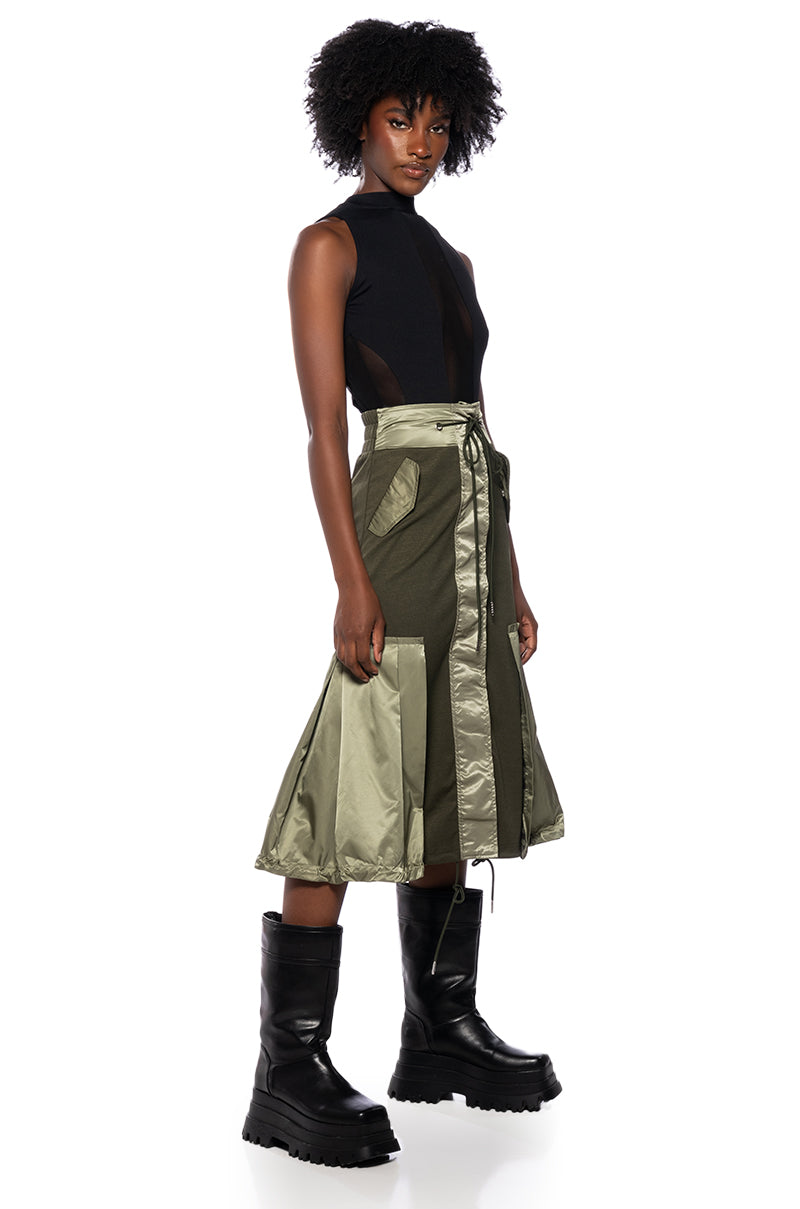 QUINCY COLOR BLOCKED MIDI SKIRT