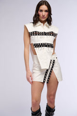 QUINN PIN DETAIL CROSS FRONT MINI SKIRT