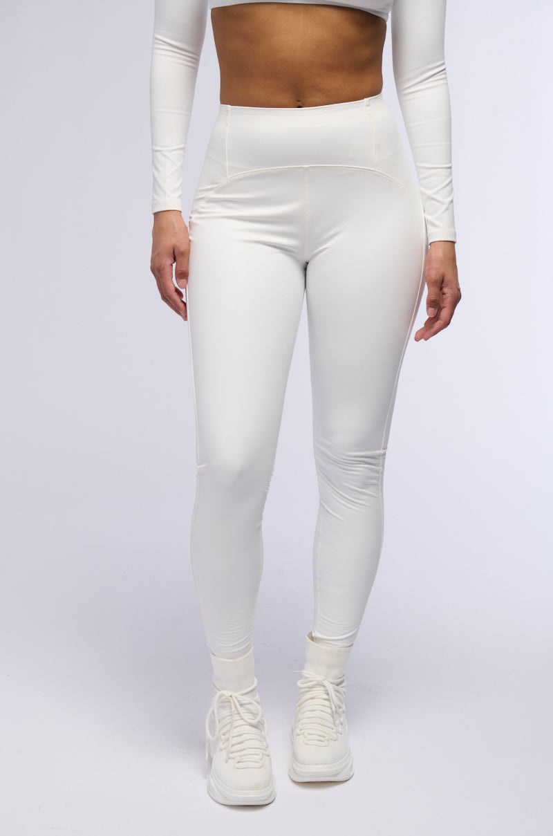 RIO FAUX LEATHER HIGH RISE LEGGING IN WHITE