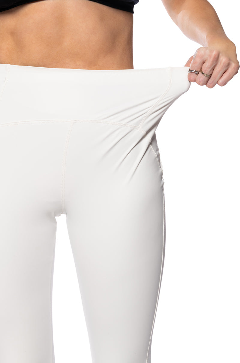 RIO FAUX LEATHER HIGH RISE LEGGING IN WHITE