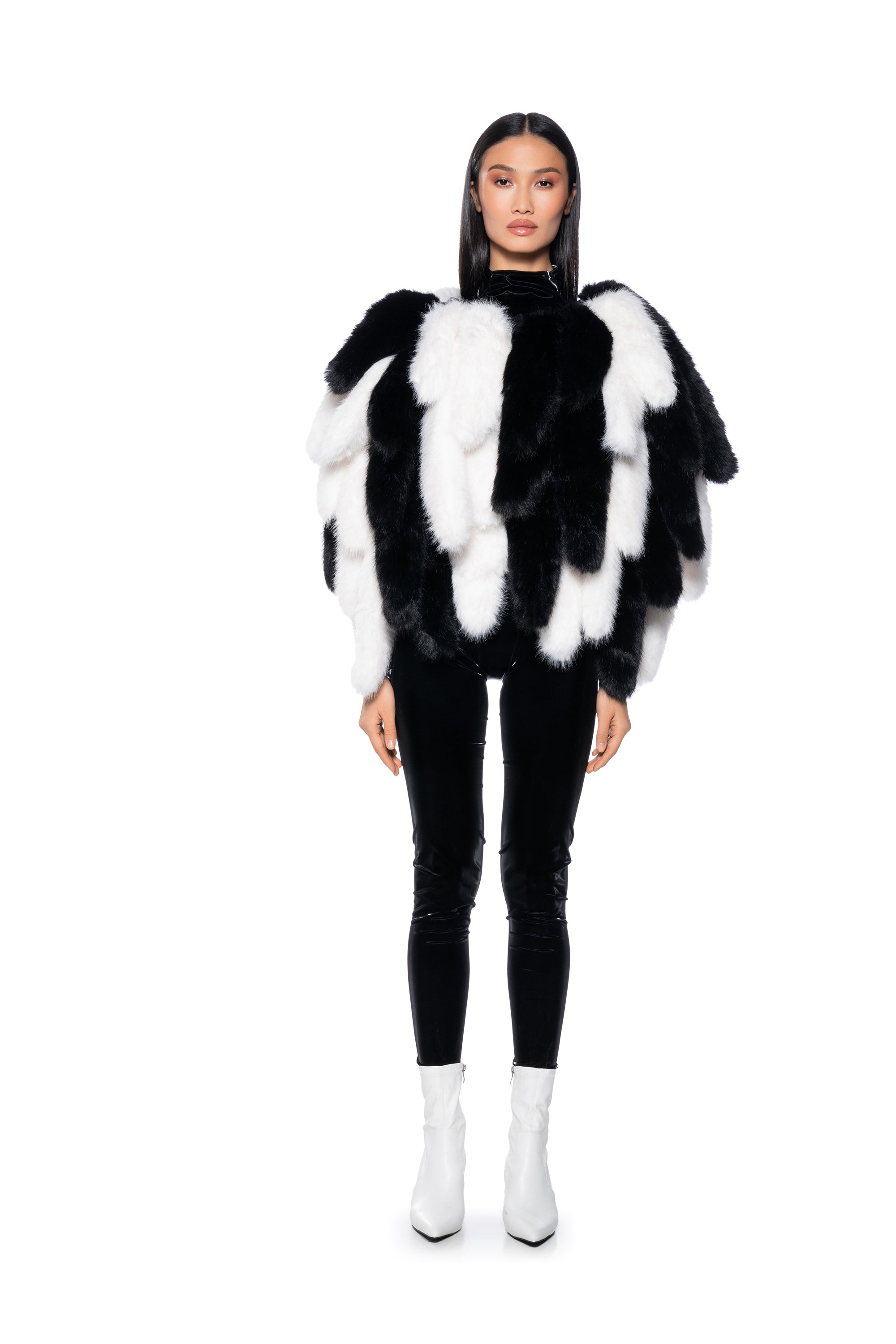 RUN THIS TOWN FAUX FUR FOX TAIL CAPE
