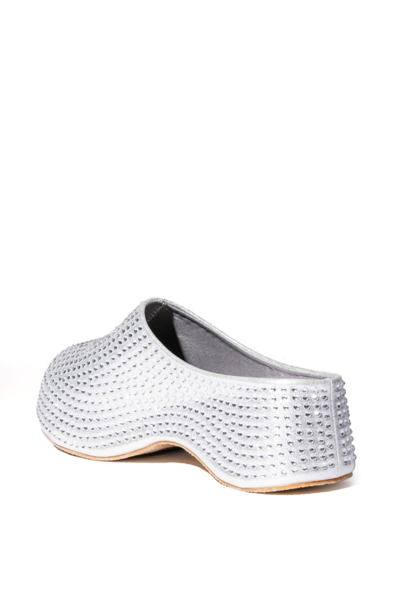 EMELIA EMBELLISHED CLOG IN SILVER