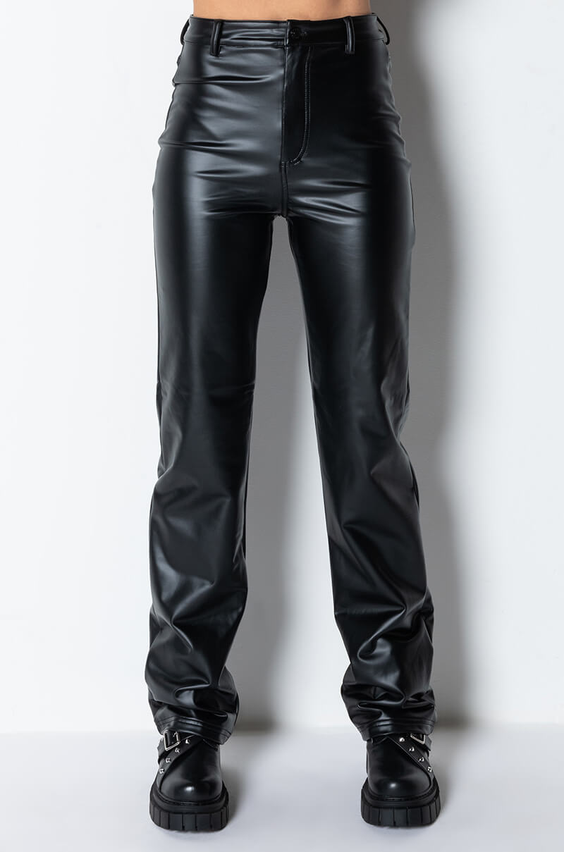 TE-QUIERO HIGH RISE VEGAN LEATHER WIDE LEG PANT