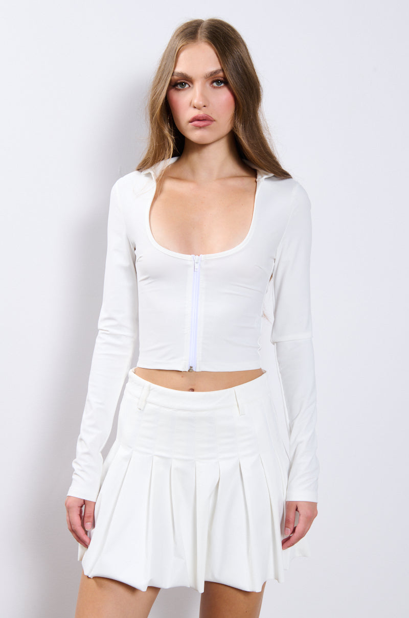 THE TIGHTER THE BETTER ZIP UP SWEATSHIRT