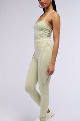WE BELONG TOGETHER LEGGING IN LIGHT GREEN