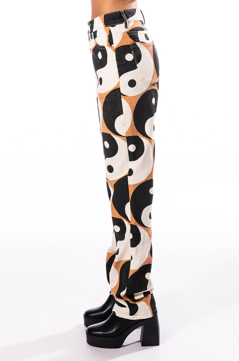 YINYANG STRAIGHT PANTS