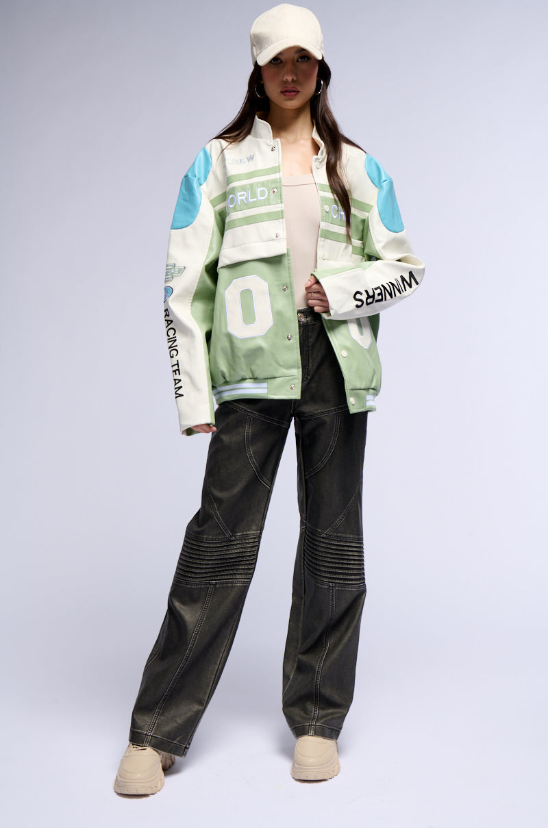 ZOOM ZOOM CONVERTIBLE BOMBER JACKET IN GREEN