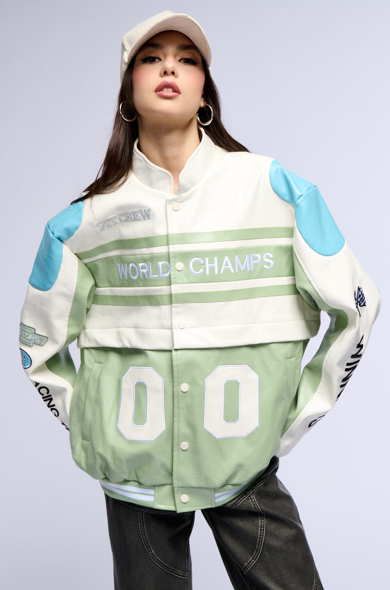 ZOOM ZOOM CONVERTIBLE BOMBER JACKET IN GREEN